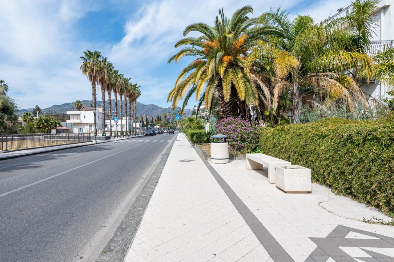 Naxos Charming Penthouse With Swimming Pool X6 Lejlighed Giardini Naxos Eksteriør billede